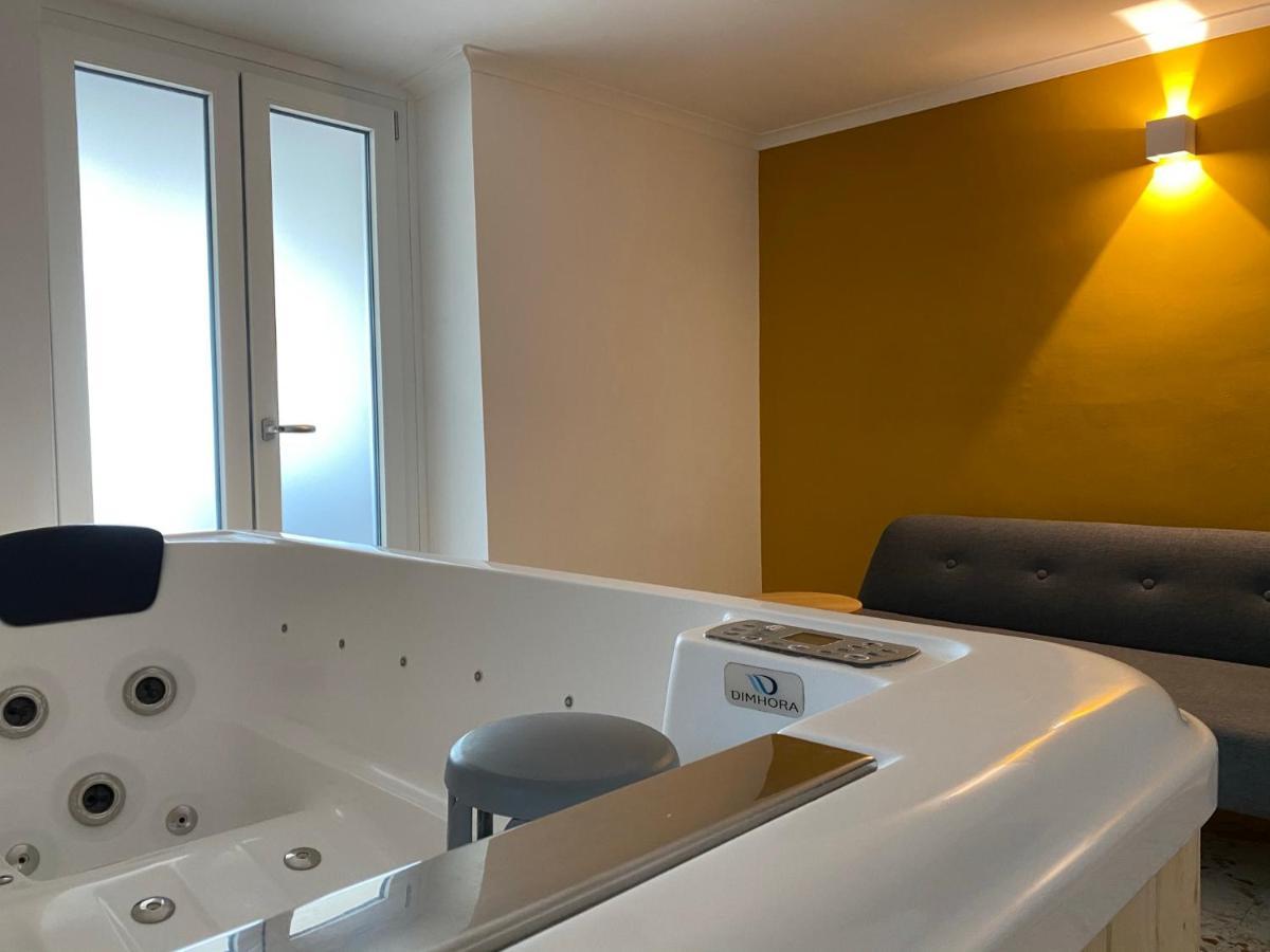 Charme Rooms Taranto Esterno foto